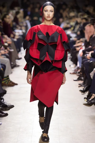 Look 38